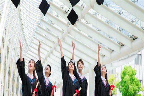 南京在职EMBA学费一年多少钱