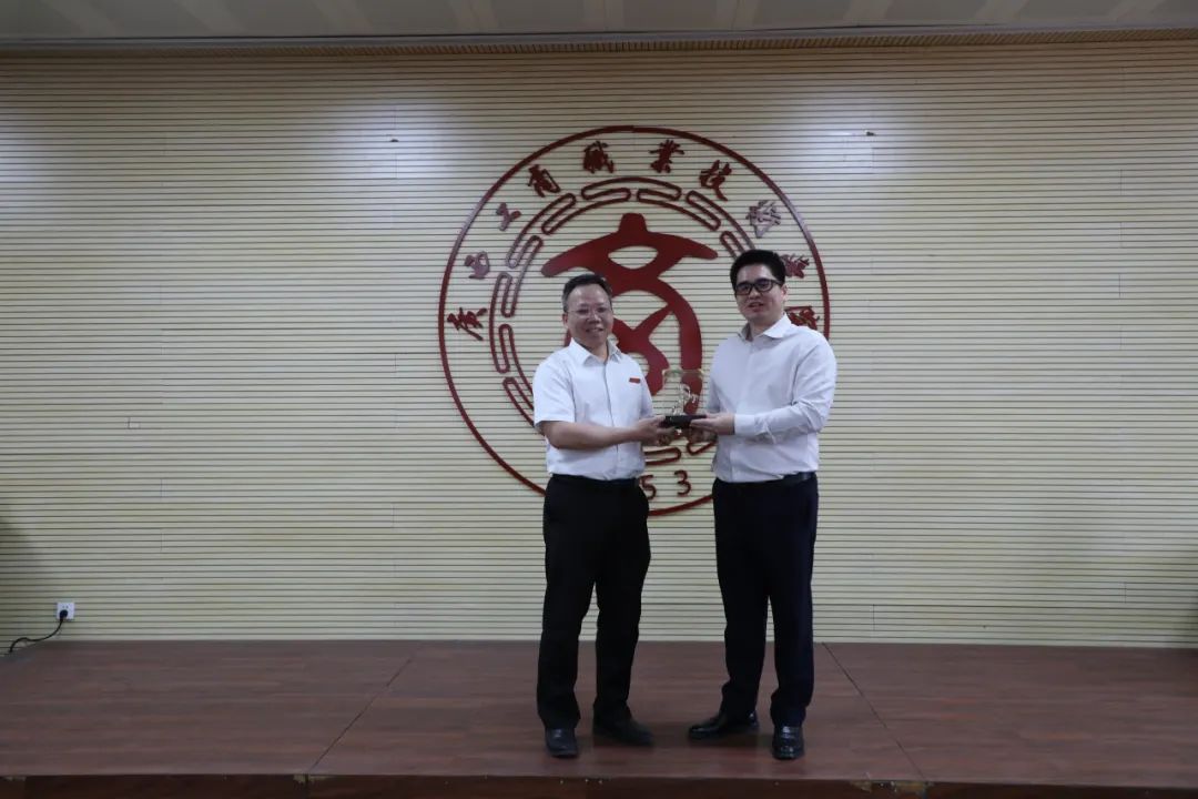 泰国格乐大学代表一行到访广西工商职业技术学院