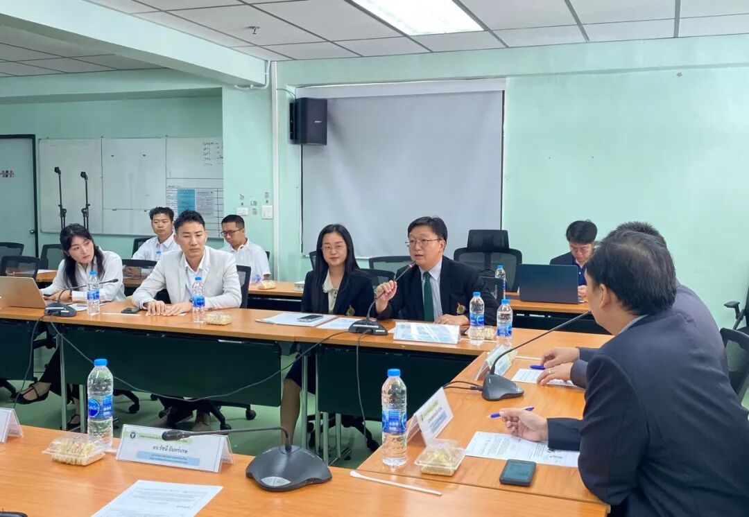 格乐大学代表团拜访泰国公共卫生部 推动中泰传统与现代医学深度合作